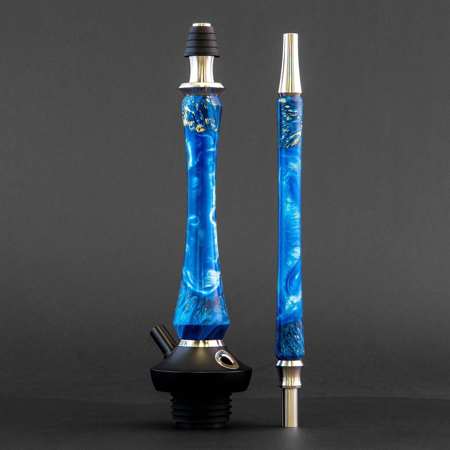 SLEEK HYBRID stabilizes wood with acryl blue