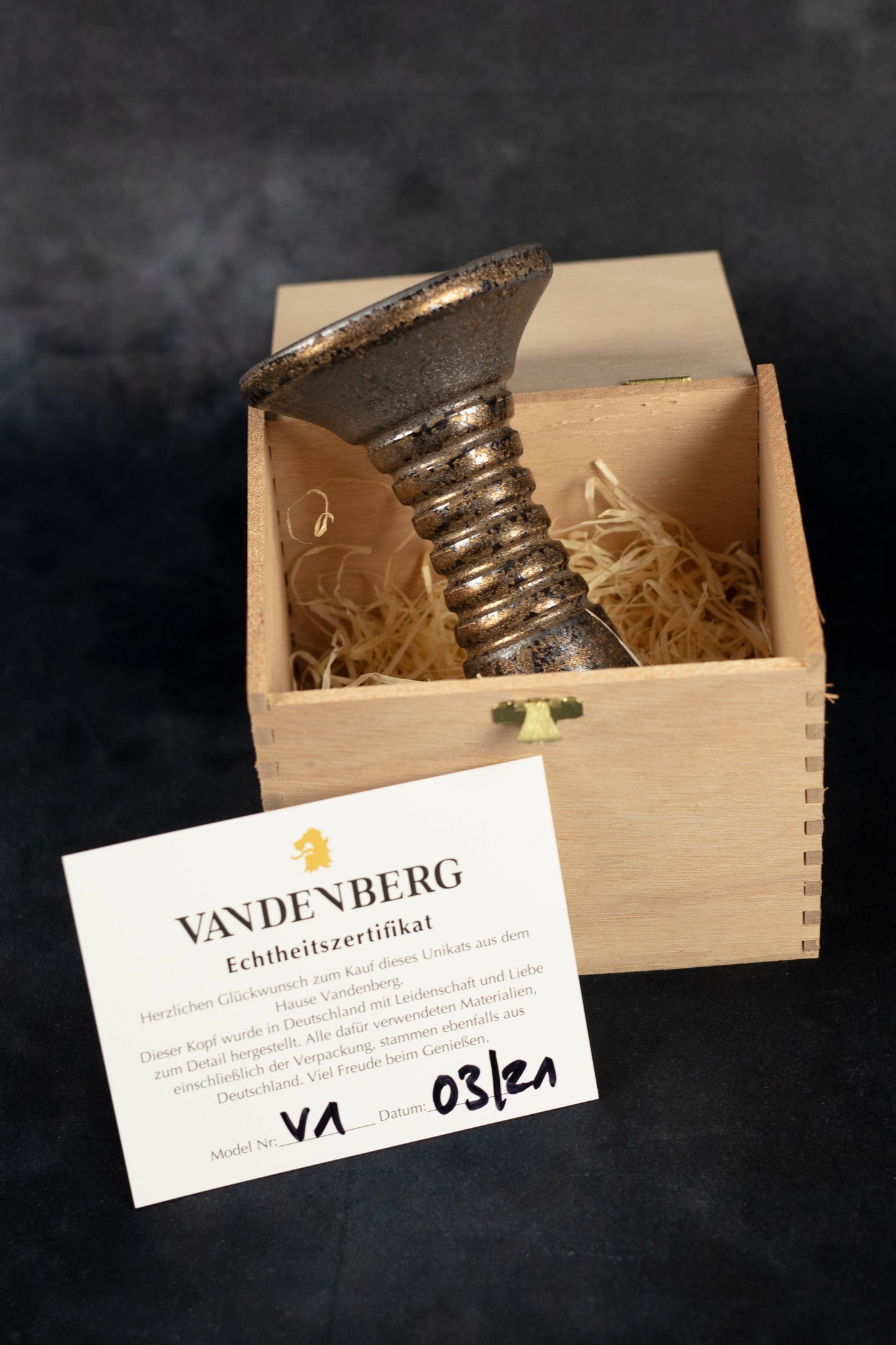 VANDENBERG V1 Gold Antik